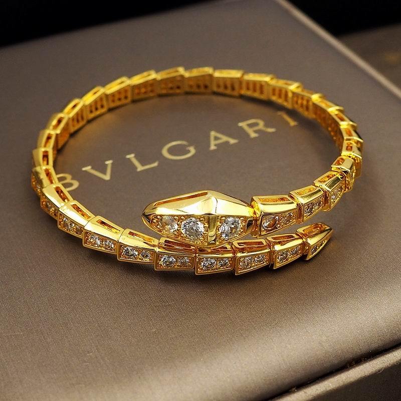 Bvlgari Bracelets 21